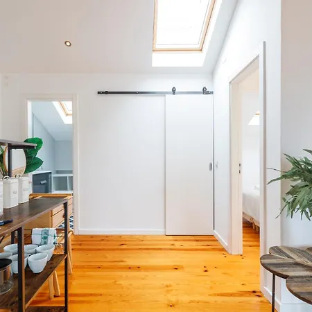 Bica Blue 1br Loft W Riverview N Ac By Lu Holidays Lejlighed Lisboa