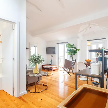 Bica Blue 1br Loft W Riverview N Ac By Lu Holidays Lisboa