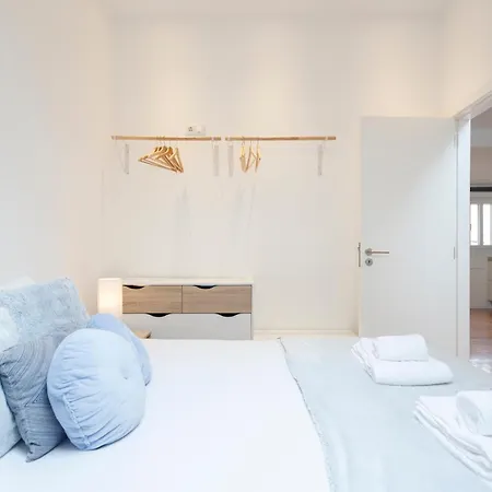 Bica Blue 1br Loft W Riverview N Ac By Lu Holidays